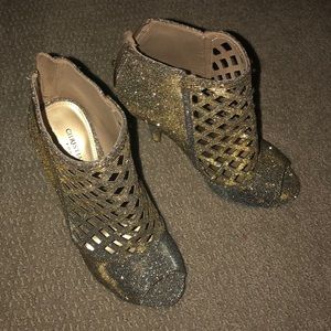 Iridescent Gold/Silver Christian Siriano Heels